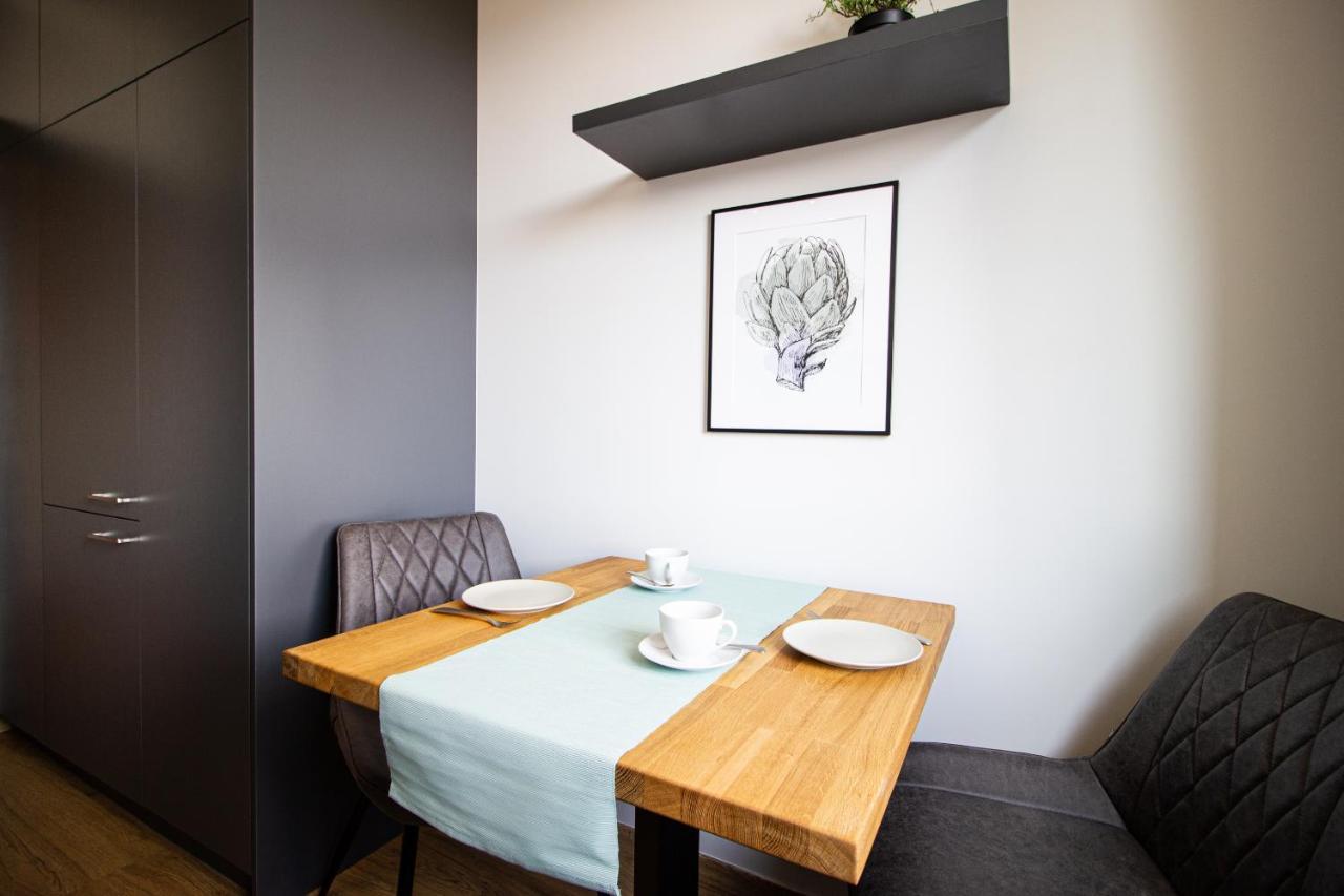 Patio Praga Metro Apartment 바르샤바 외부 사진