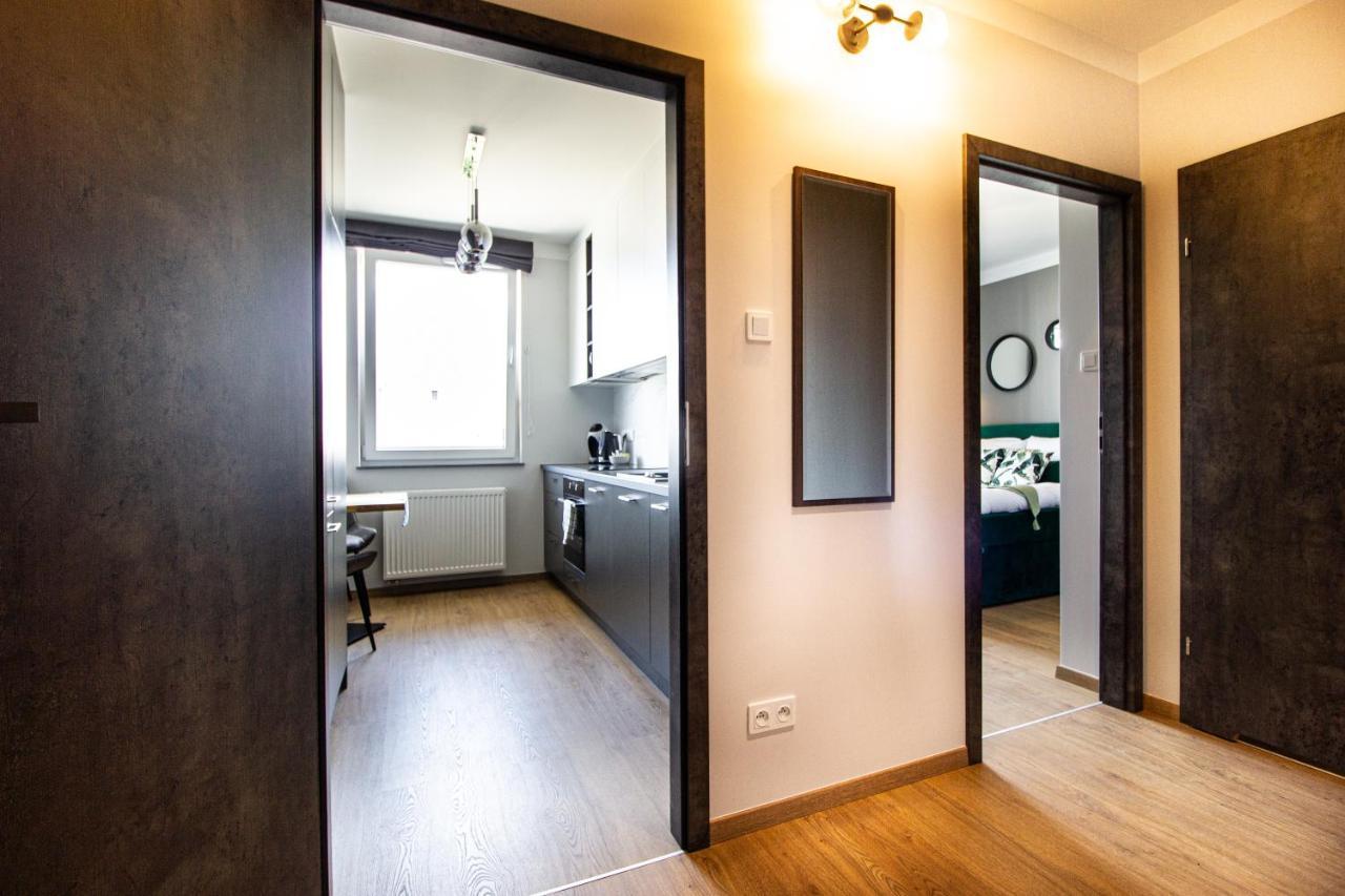 Patio Praga Metro Apartment 바르샤바 외부 사진